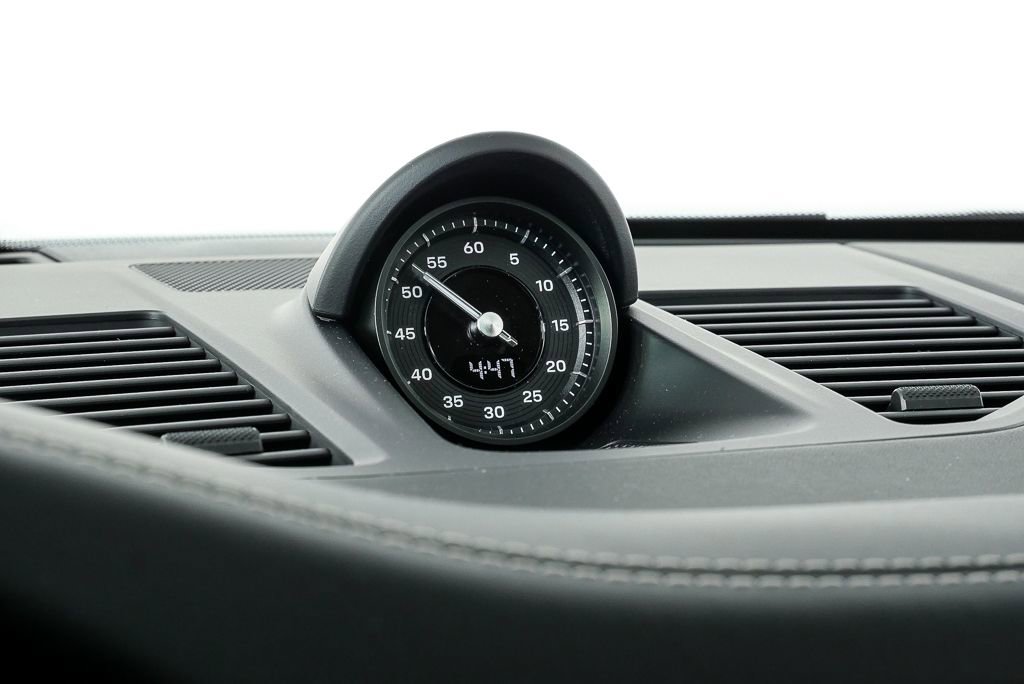 Certified 2026 Porsche 911 Carrera GTS image 17