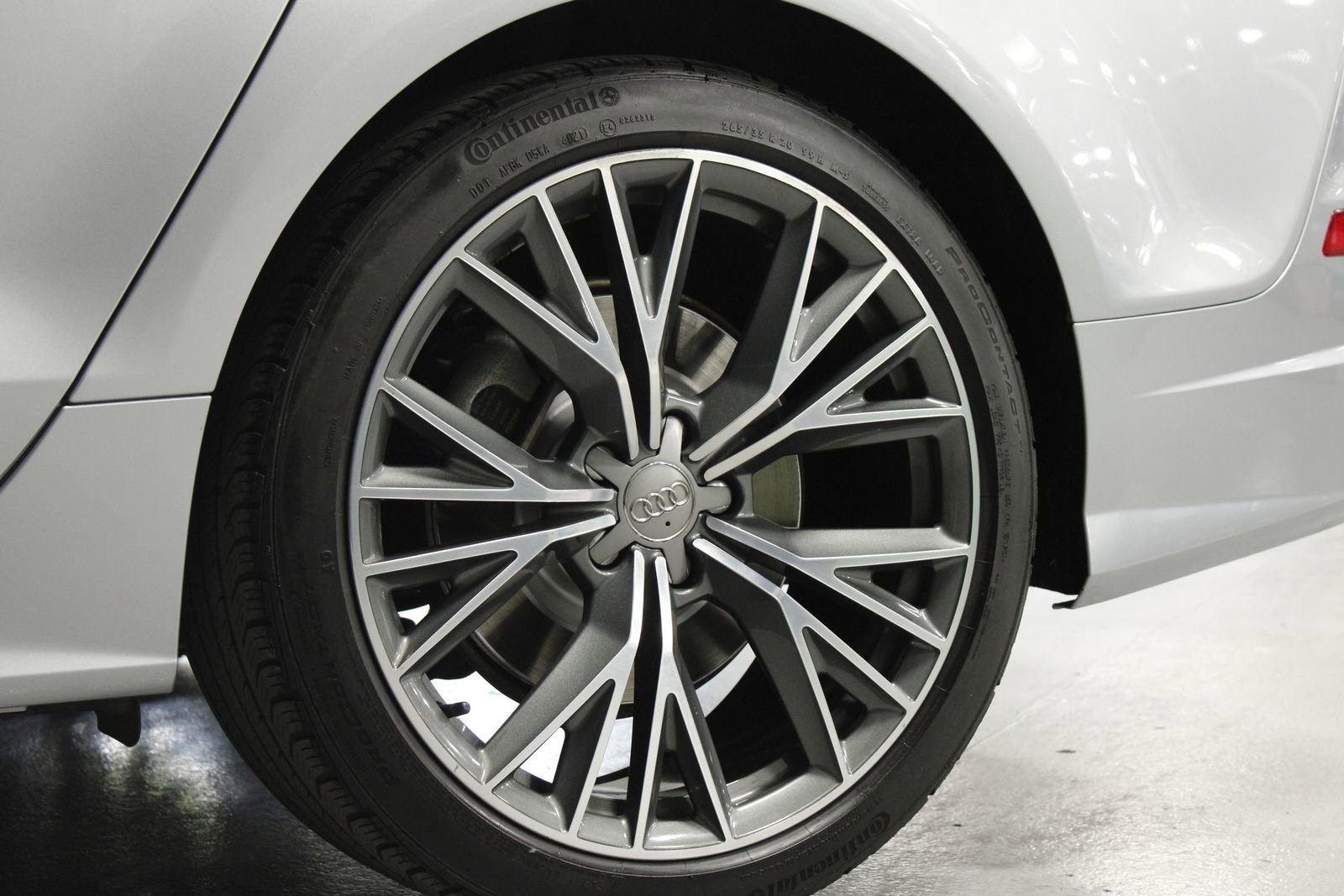 Used 2016 Audi A7 3.0T Premium Plus w/ 20" Wheel & Tire Package AWD/4WD image 13
