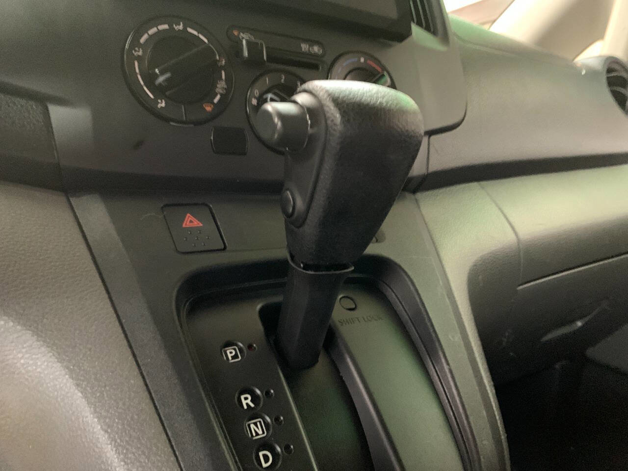 Used 2016 Nissan NV200 S image 14