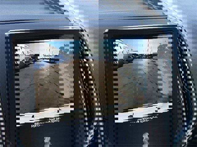 Used 2022 Ford Edge SEL image 16