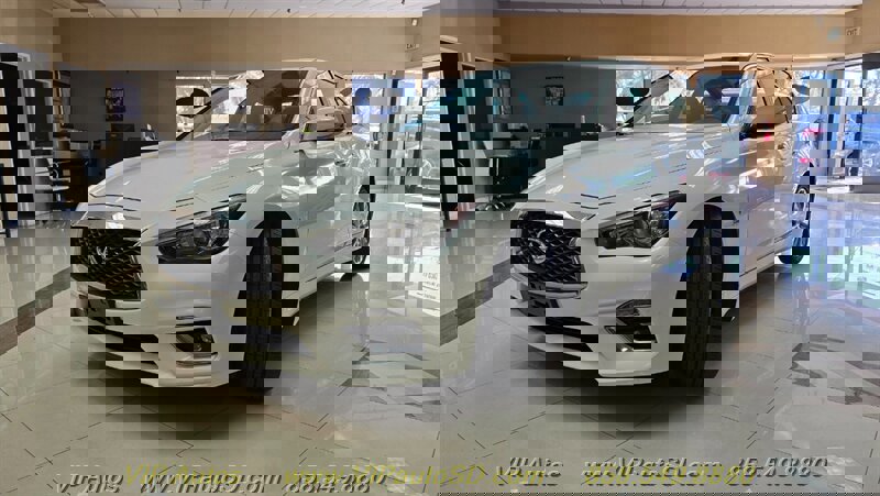 Used 2020 INFINITI Q50 Luxe image 2