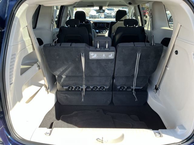 Used 2017 Chrysler Pacifica LX image 22