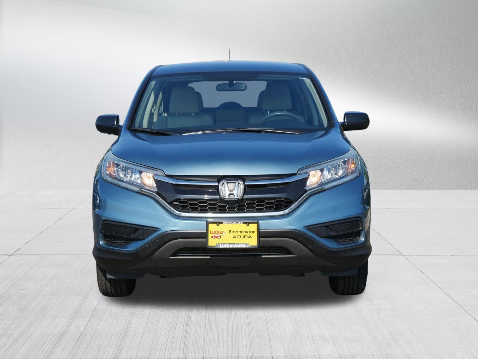 Used 2015 Honda CR-V LX image 2