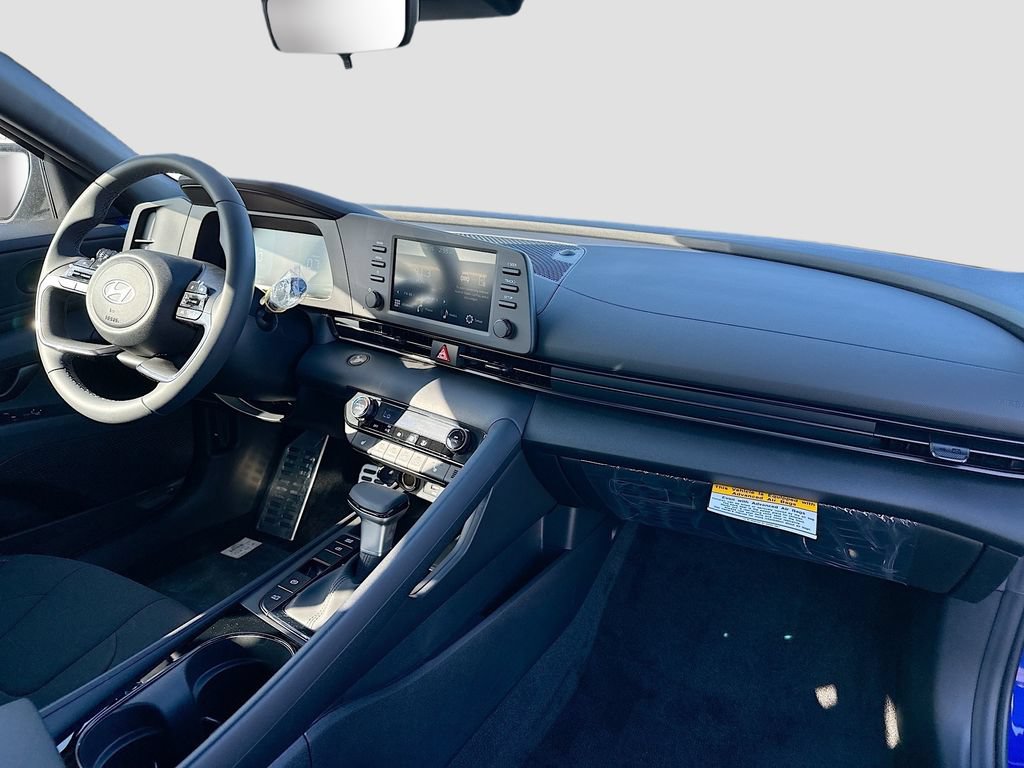 Used 2026 Hyundai Elantra SEL Sport Premium FWD image 17