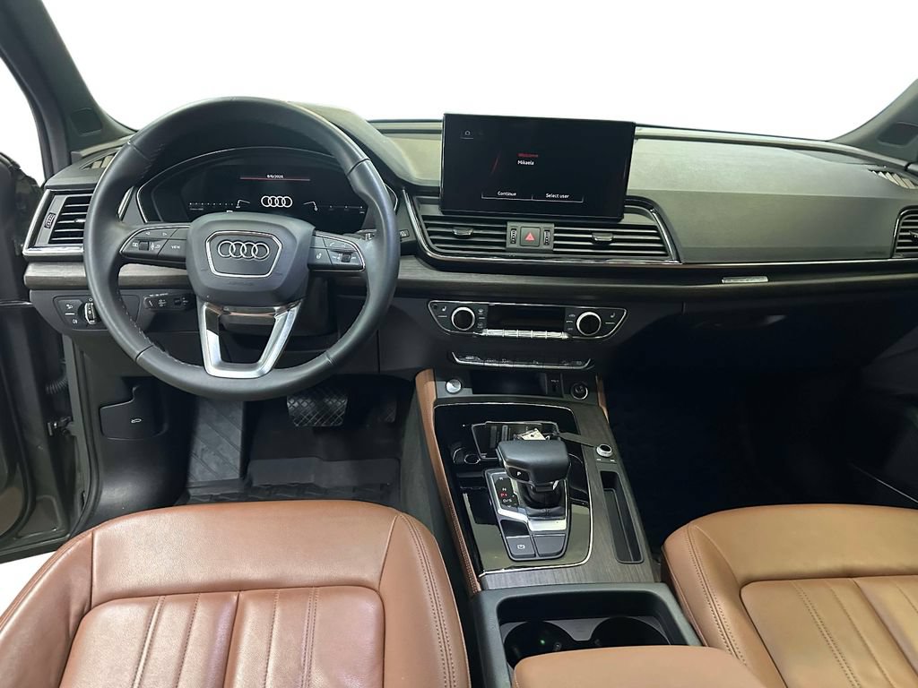 Used 2023 Audi Q5 2.0T Premium Plus w/ Premium Plus Package AWD/4WD image 17
