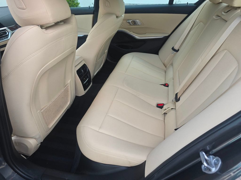 Used 2021 BMW 330i Sedan w/ Convenience Package RWD image 11