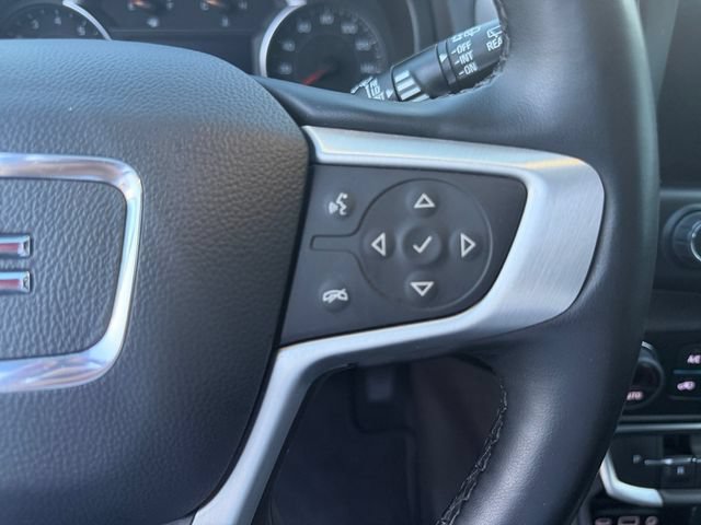 Used 2024 GMC Terrain SLT AWD/4WD image 24