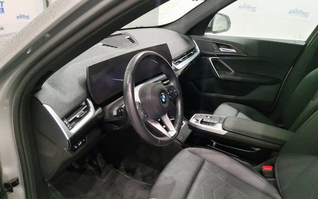 Used 2023 BMW X1 xDrive28i w/ Convenience Package image 12