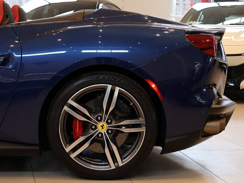 Certified 2022 Ferrari Portofino M image 65