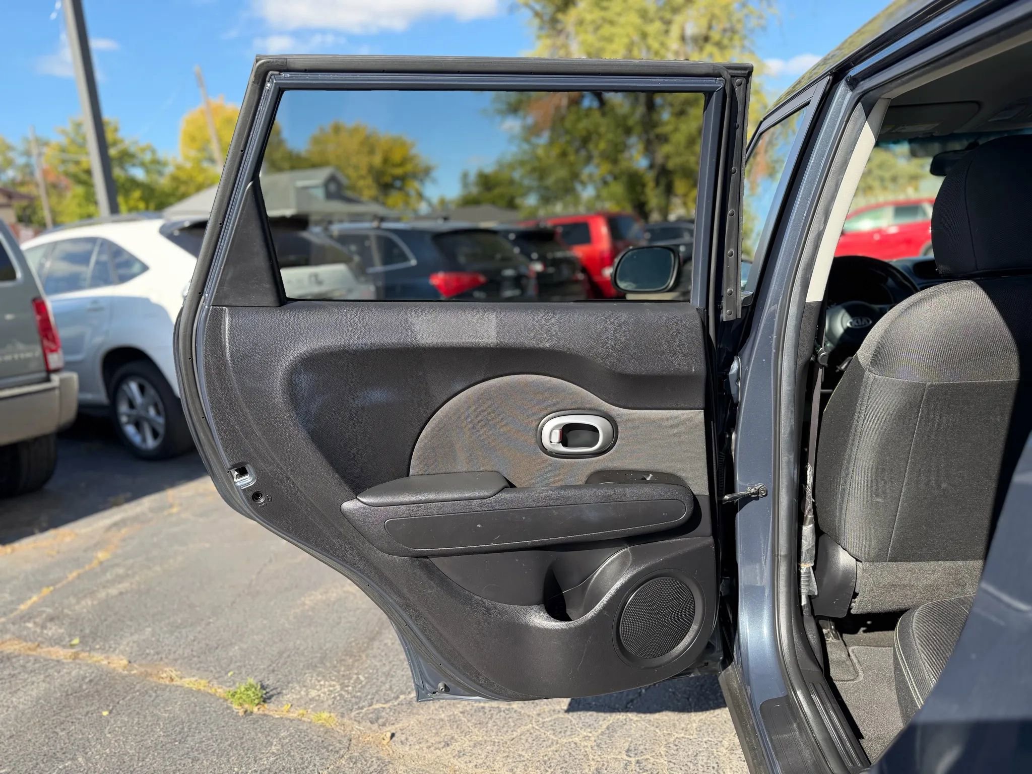 Used 2014 Kia Soul + image 15