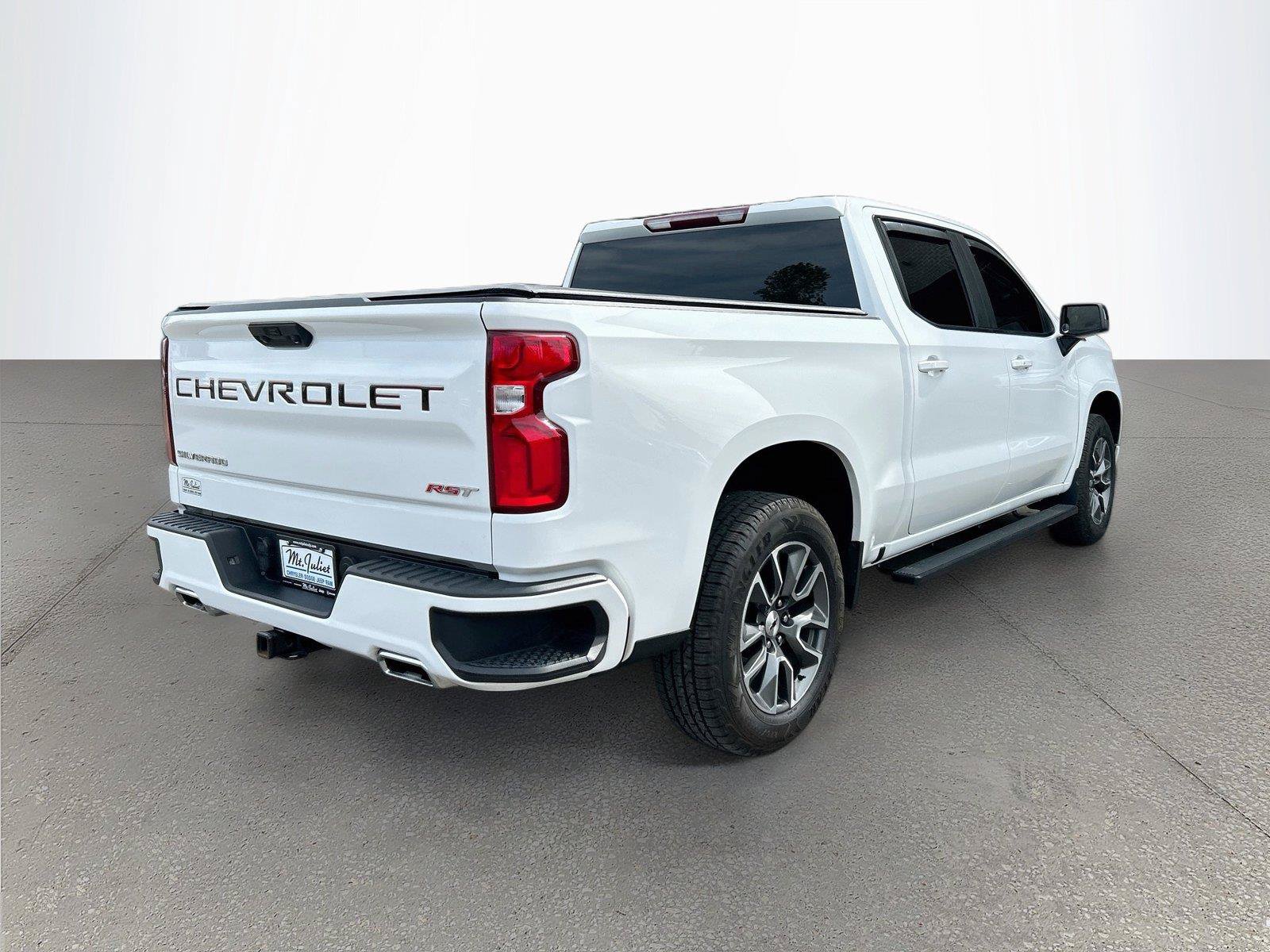 Used 2022 Chevrolet Silverado 1500 RST AWD/4WD image 4