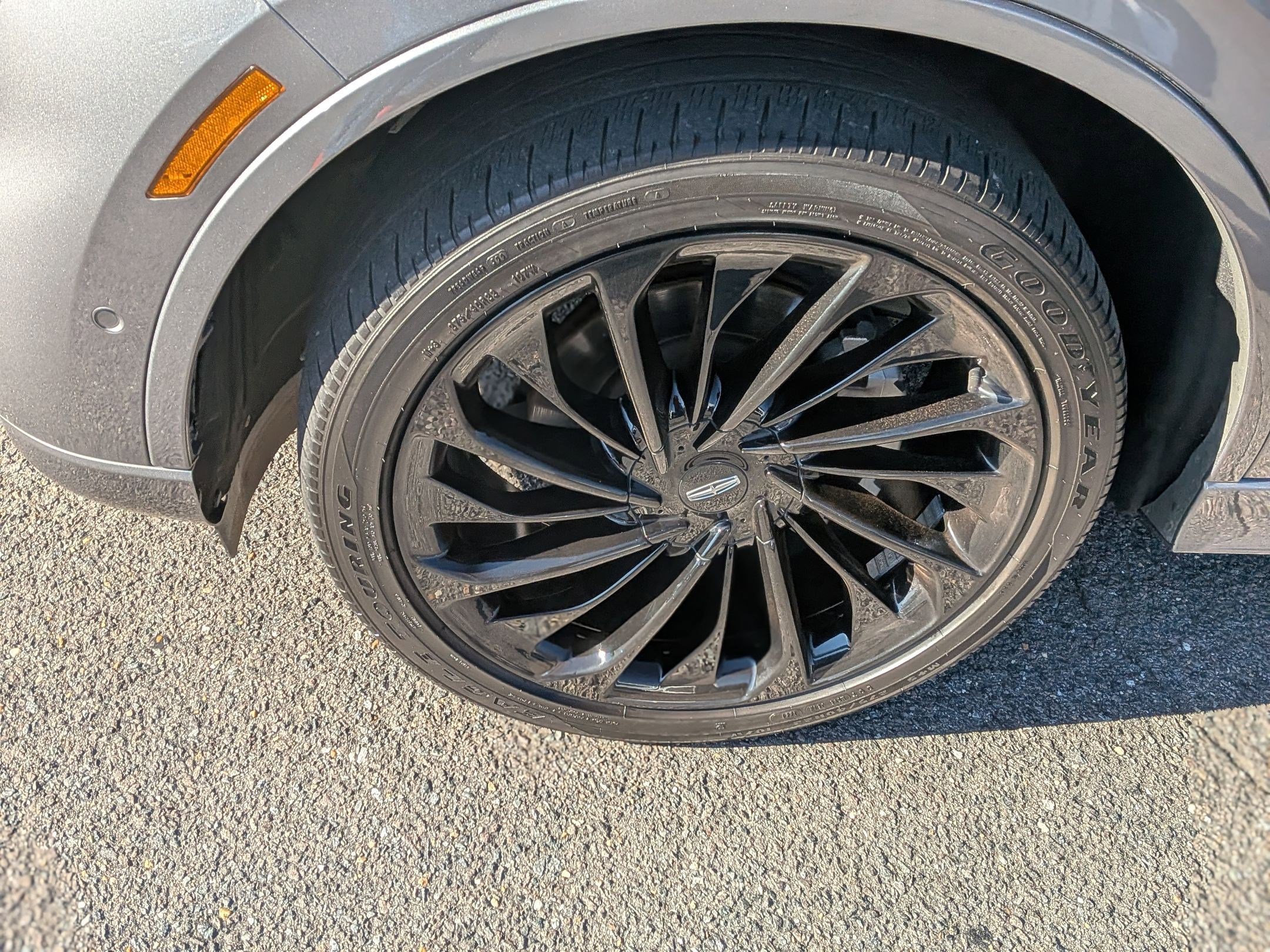 Used 2021 Lincoln Aviator Reserve w/ Equipment Group 208A image 10