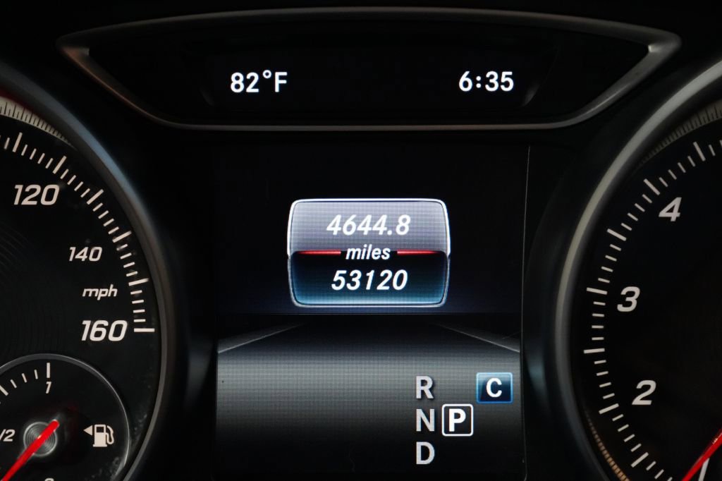 Used 2019 Mercedes-Benz CLA 250 image 33