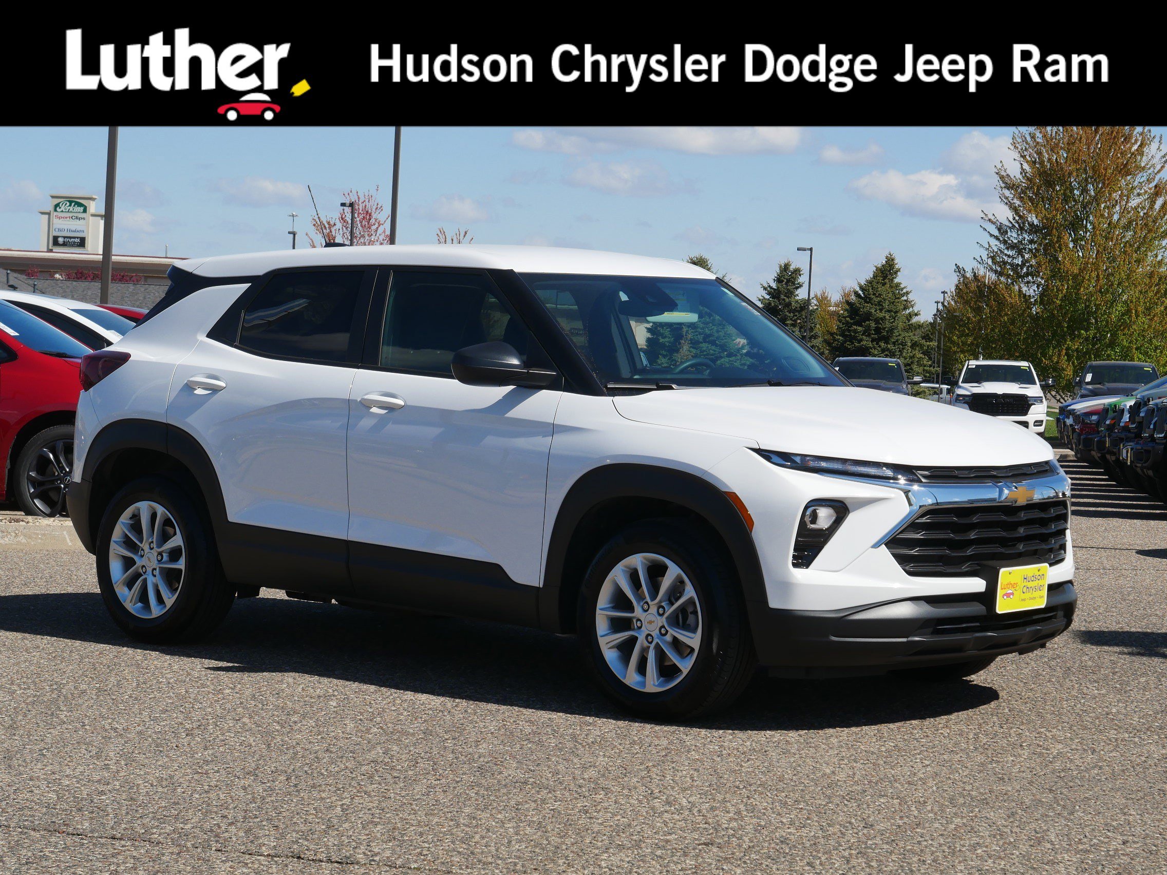 Used 2024 Chevrolet TrailBlazer LS w/ LS Convenience Package FWD image 1
