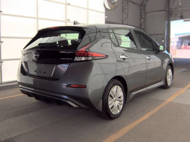 Used 2025 Nissan Leaf S FWD image 3