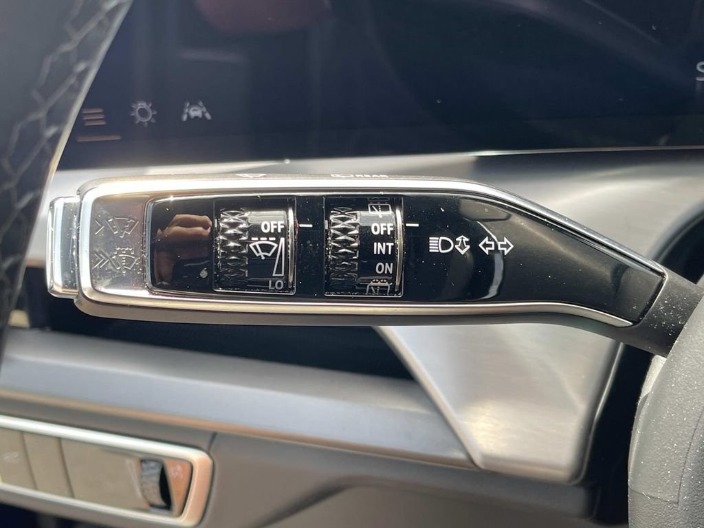 Used 2026 Cadillac Vistiq Sport w/ LPO, Floor Liner Package AWD/4WD image 38