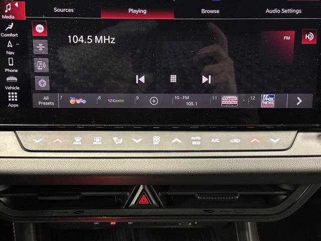 Used 2024 Dodge Charger R/T w/ Plus Group image 18