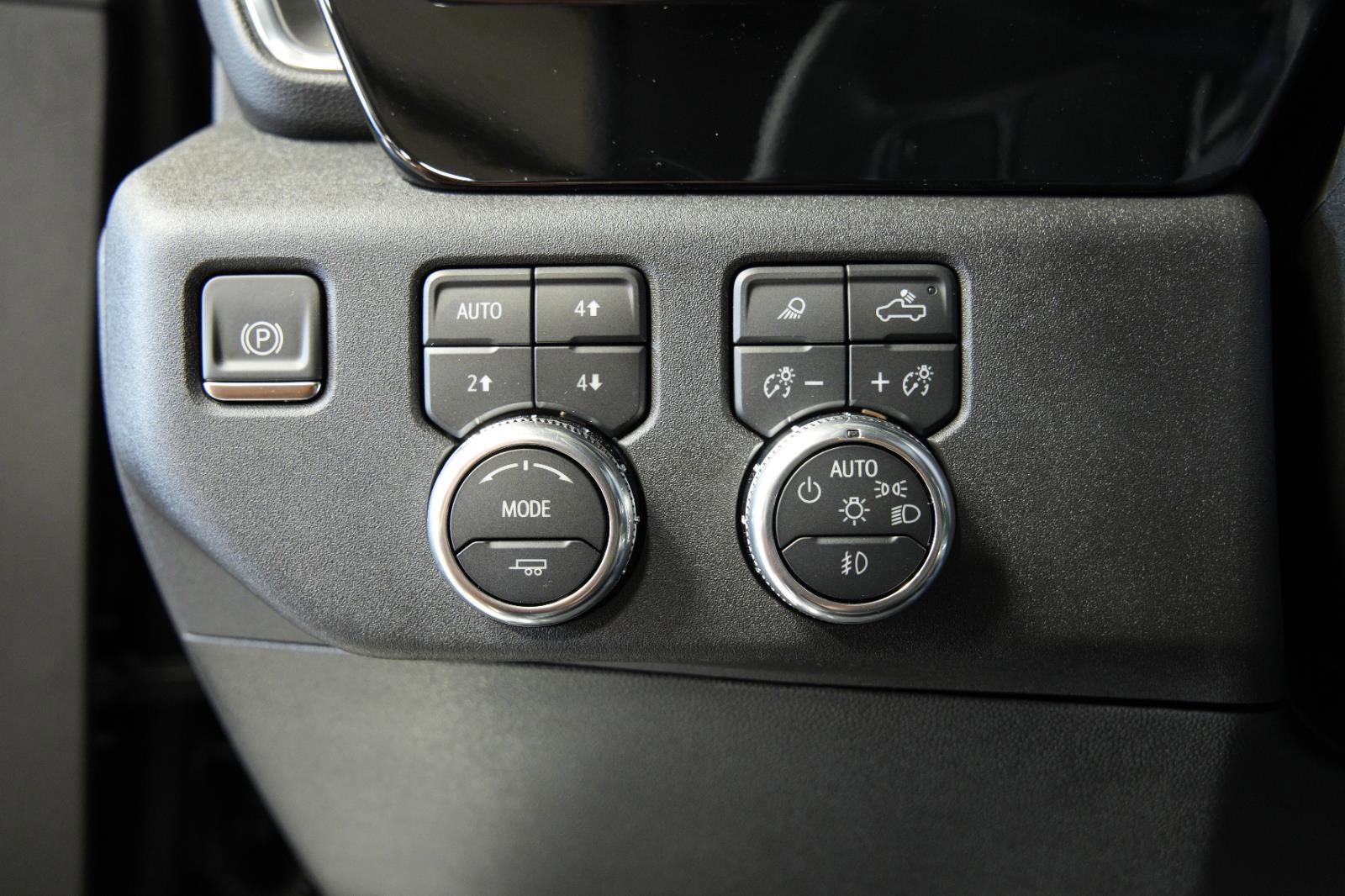 New 2025 GMC Sierra 2500 SLT w/ SLT Premium Package image 28