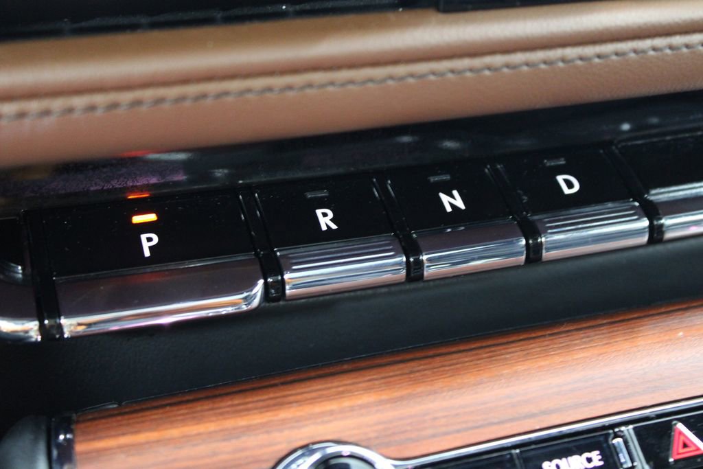 Used 2024 Lincoln Aviator Reserve w/ Equipment Group 201A image 50