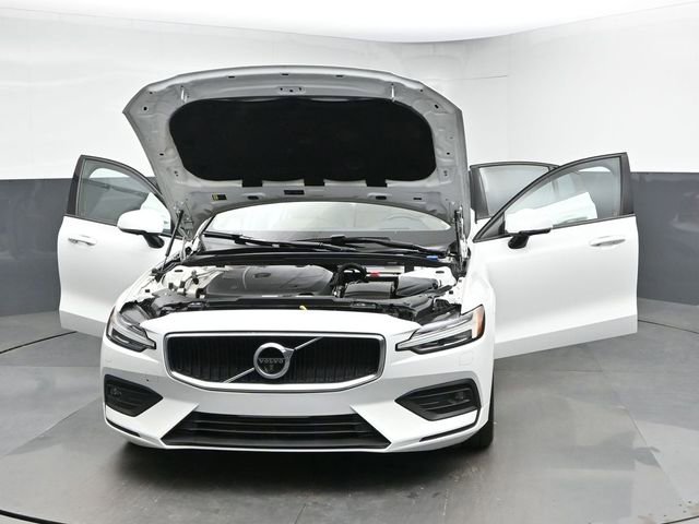 Used 2020 Volvo S60 T5 Momentum FWD image 46