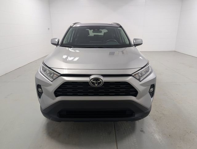 Used 2021 Toyota RAV4 XLE Premium image 2