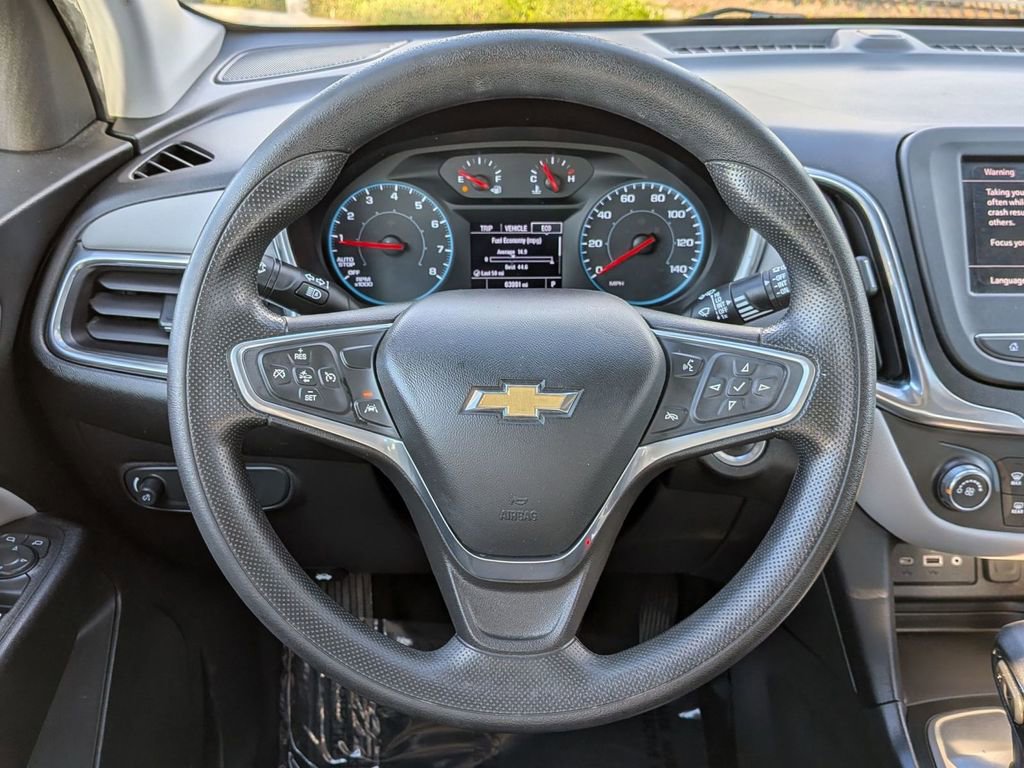 Used 2022 Chevrolet Equinox LS image 18