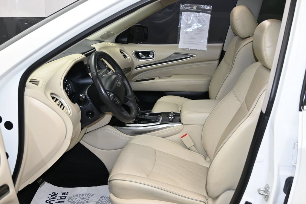 Used 2019 INFINITI QX60 Luxe w/ Essential Package FWD image 16