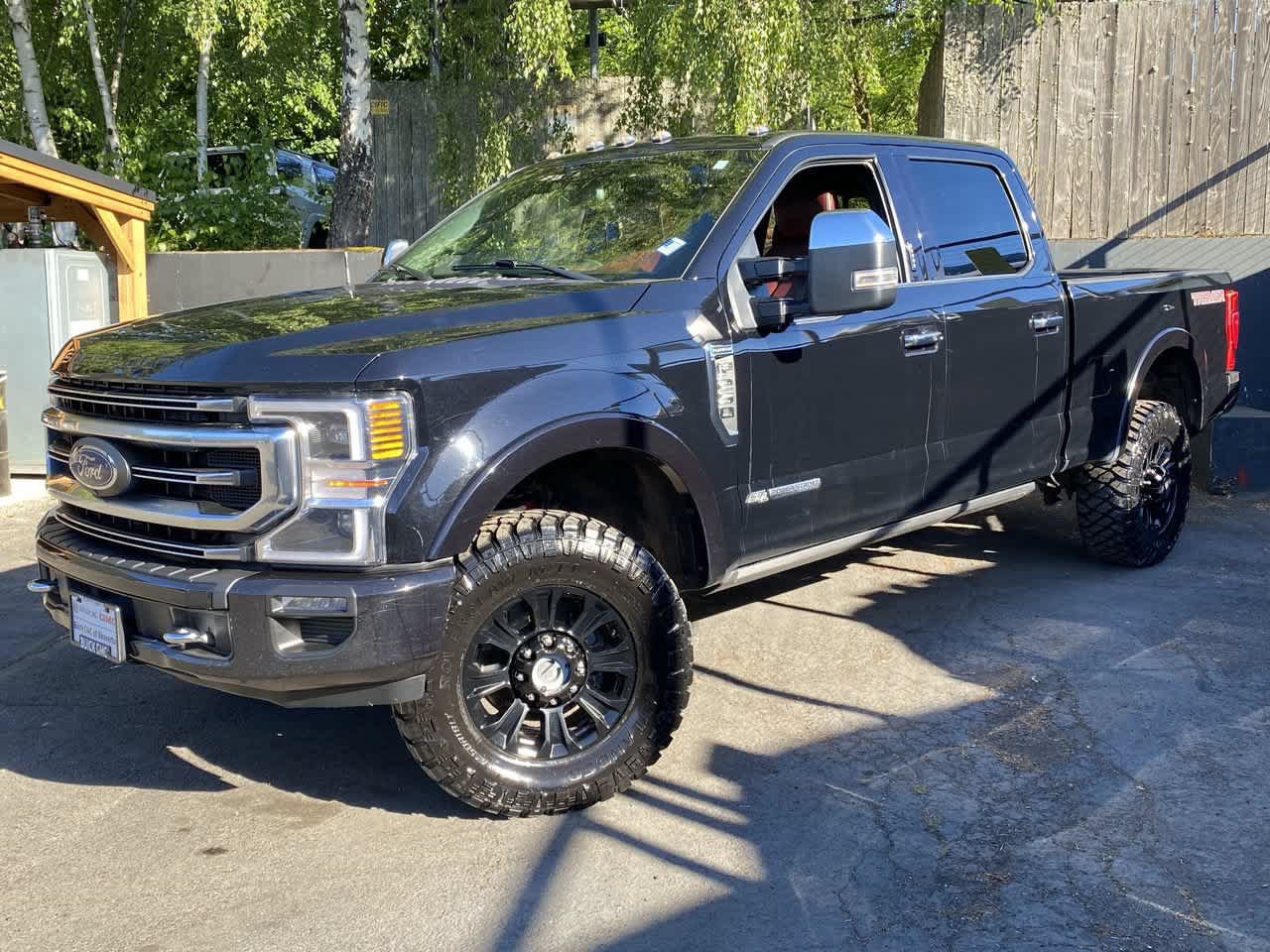 Used 2022 Ford F250 Platinum w/ Tremor Off-Road Package AWD/4WD image 1