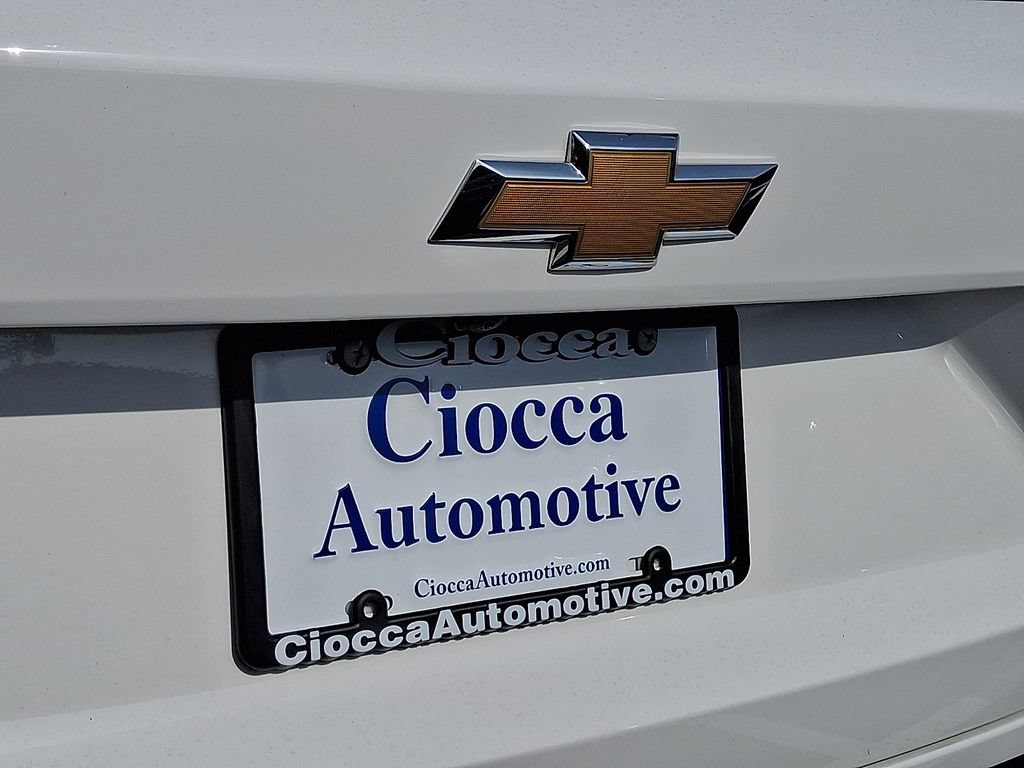 Used 2025 Chevrolet Trax LT FWD image 30