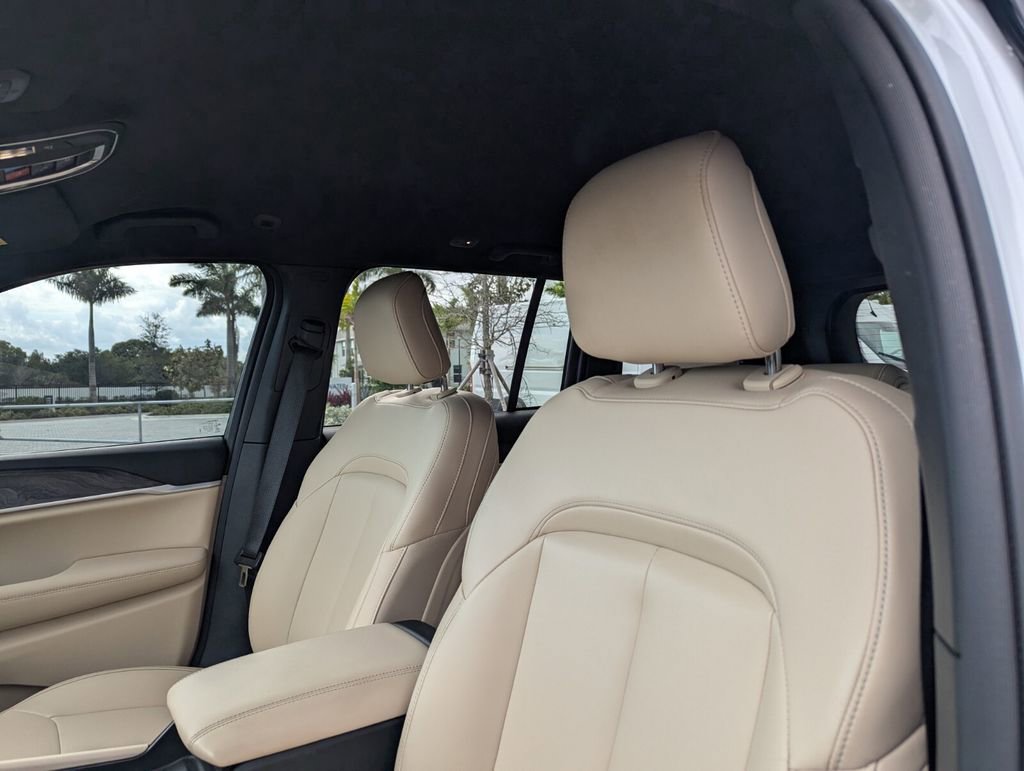 Used 2024 Jeep Grand Cherokee Limited image 20