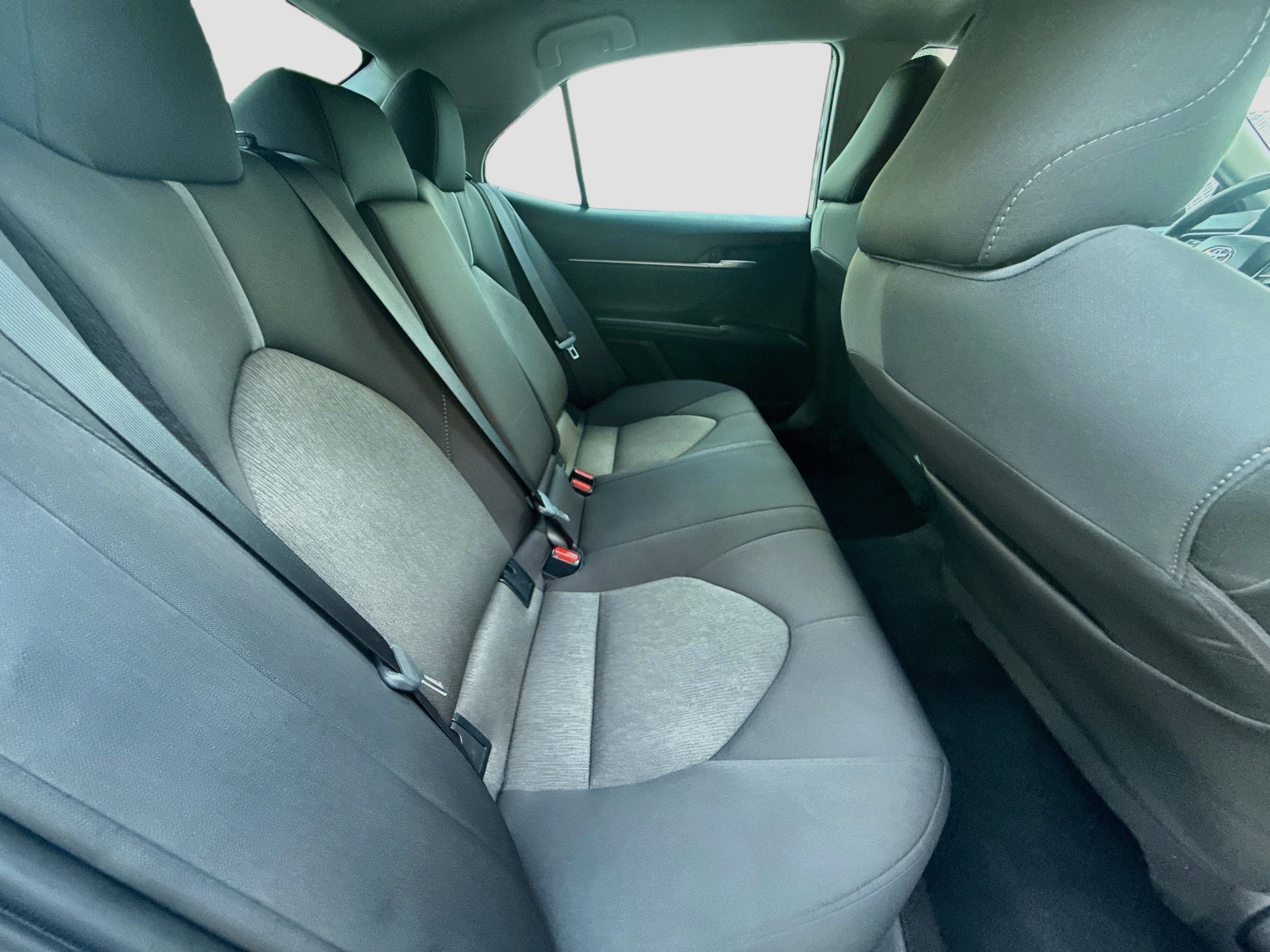 Used 2024 Toyota Camry LE FWD image 27