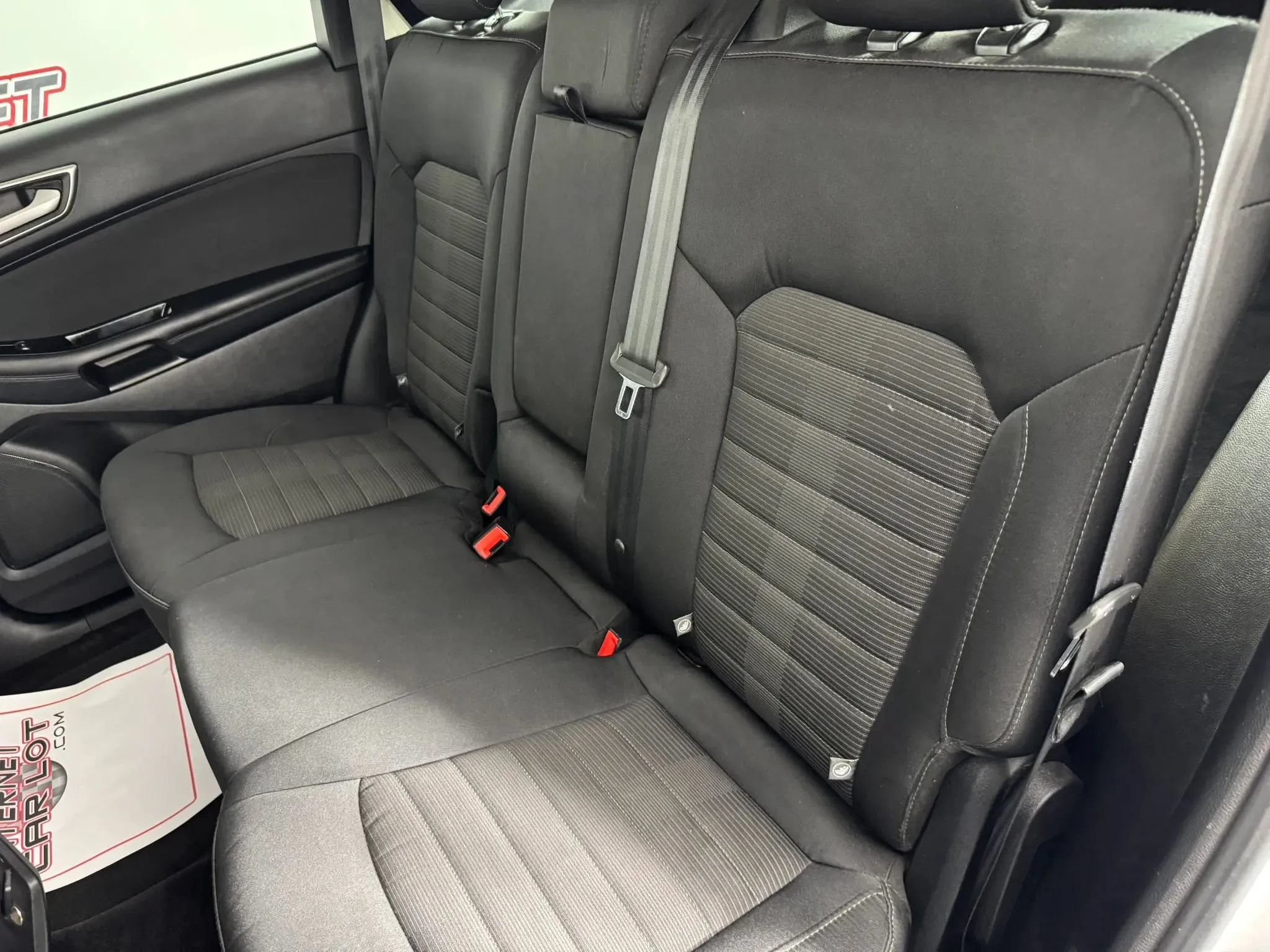 Used 2016 Ford Edge SEL FWD image 33