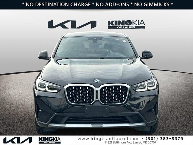 Used 2024 BMW X4 xDrive30i w/ Parking Assistance Package AWD/4WD image 27