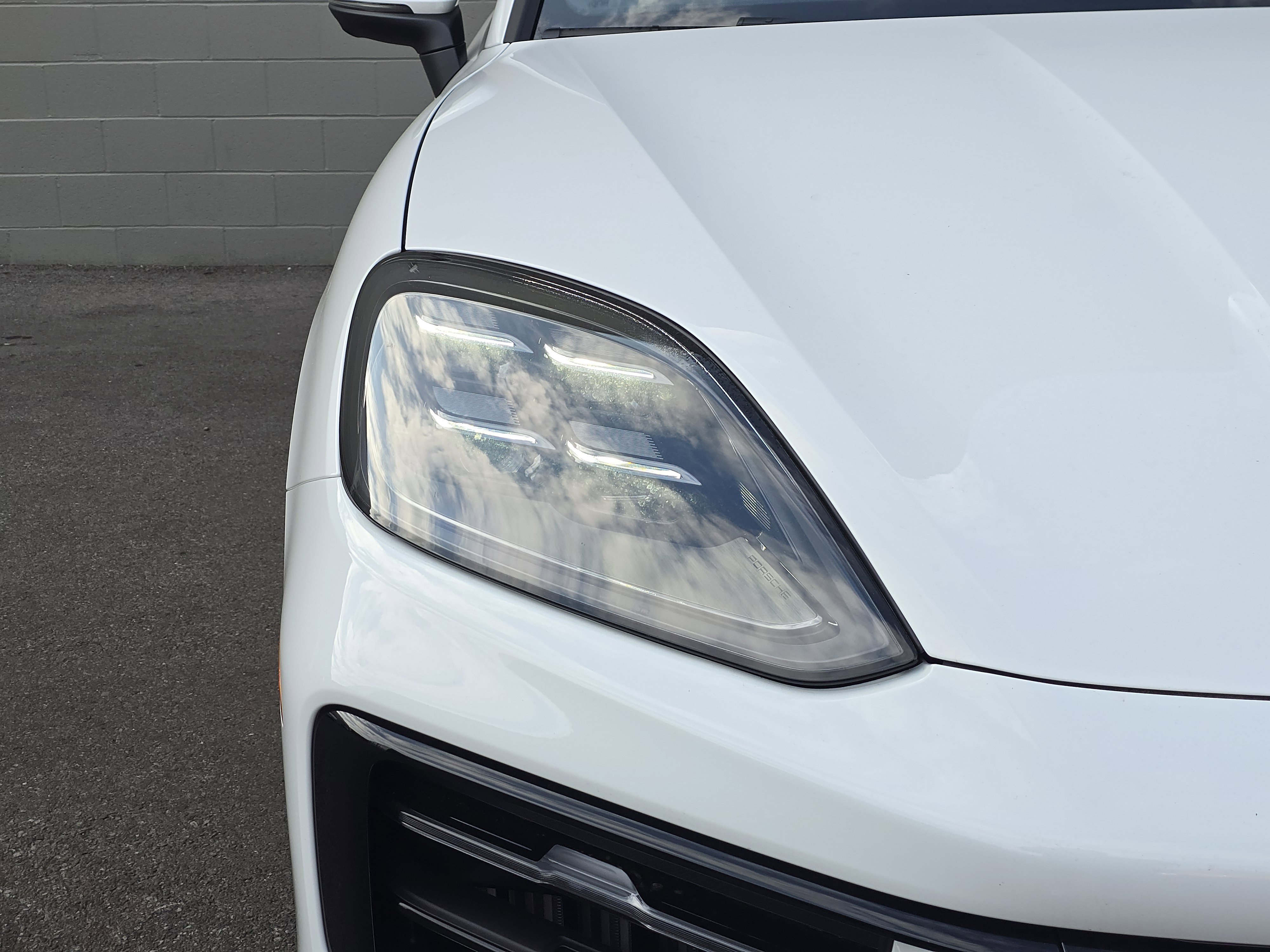 New 2026 Porsche Cayenne S image 11