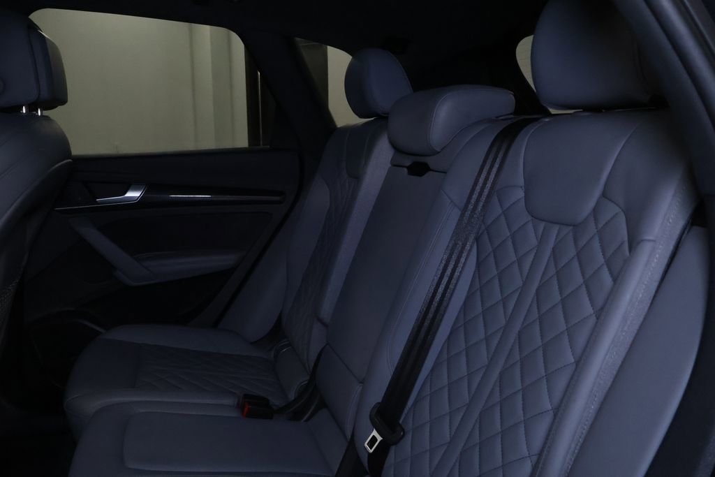 Used 2018 Audi SQ5 Premium Plus w/ S Sport Package image 17