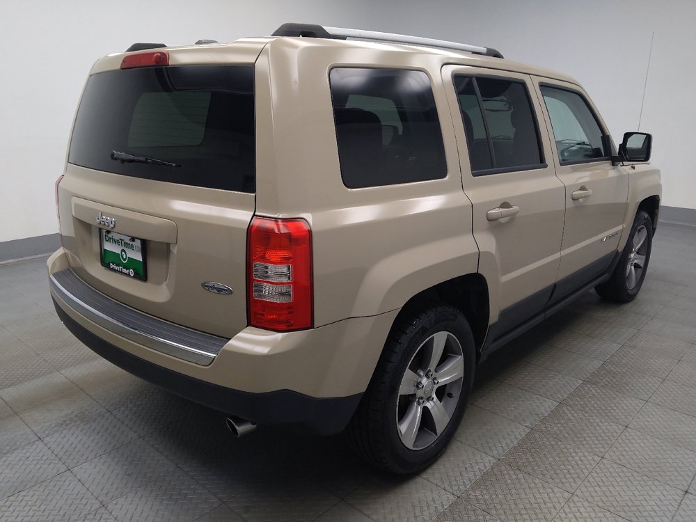Used 2017 Jeep Patriot High Altitude FWD image 9
