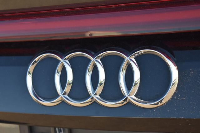 Used 2021 Audi Q8 Premium Plus w/ Premium Plus Package AWD/4WD image 12
