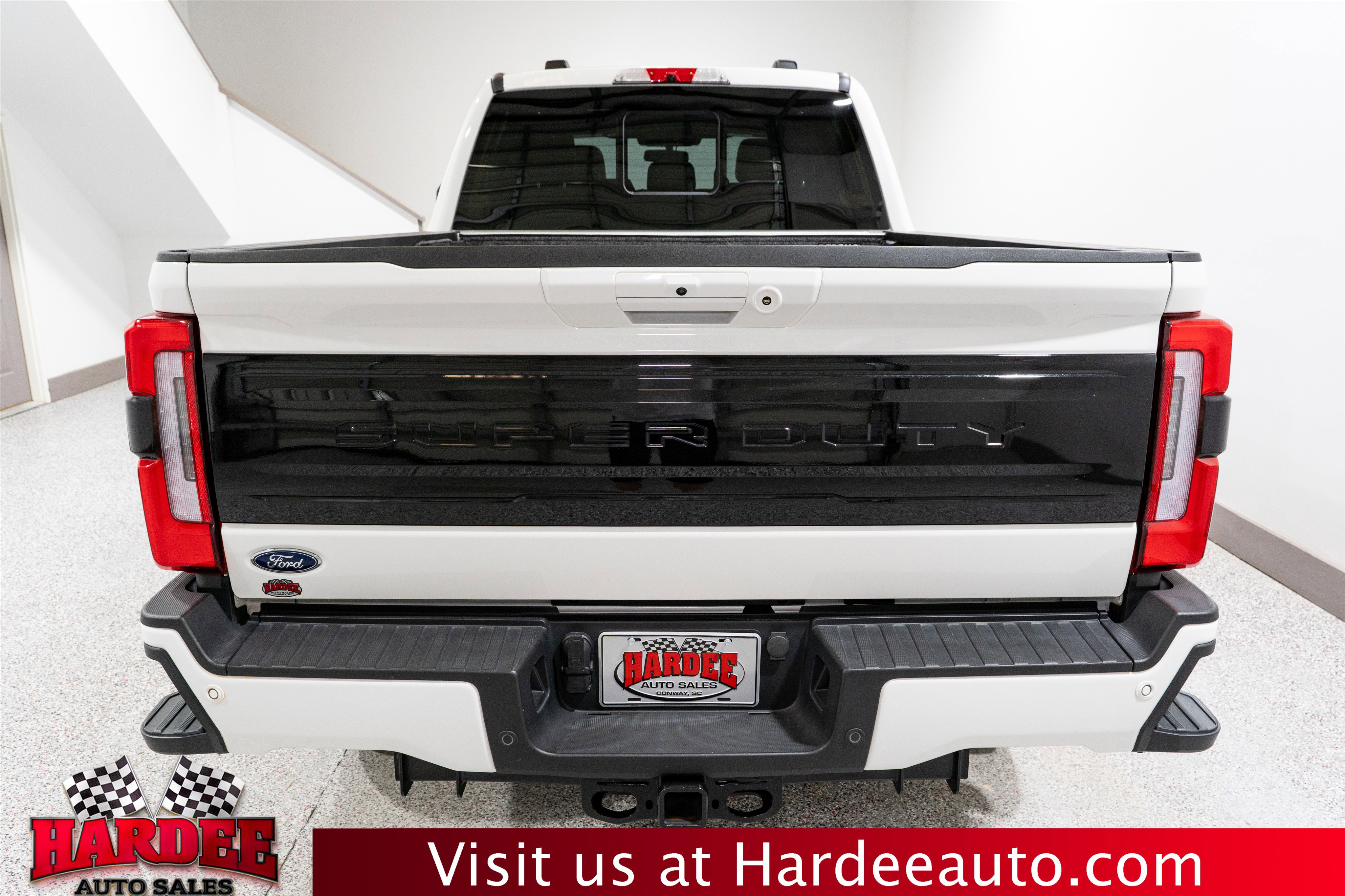 Used 2025 Ford F250 Platinum AWD/4WD image 4