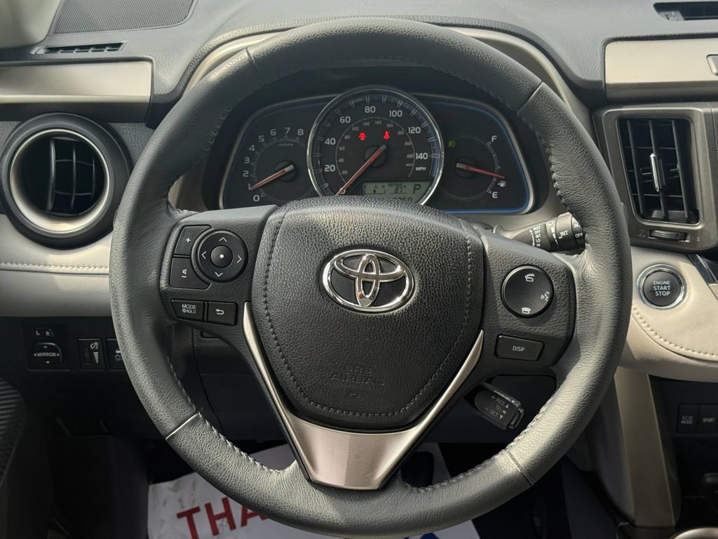 Used 2014 Toyota RAV4 Limited w/ Technology Package AWD/4WD image 18