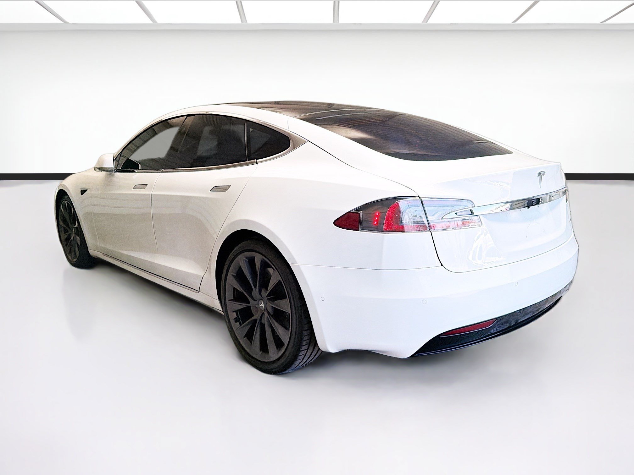 Used 2020 Tesla Model S Long Range Plus AWD/4WD image 6