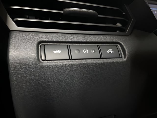 Used 2024 Nissan Altima 2.5 SR FWD image 22