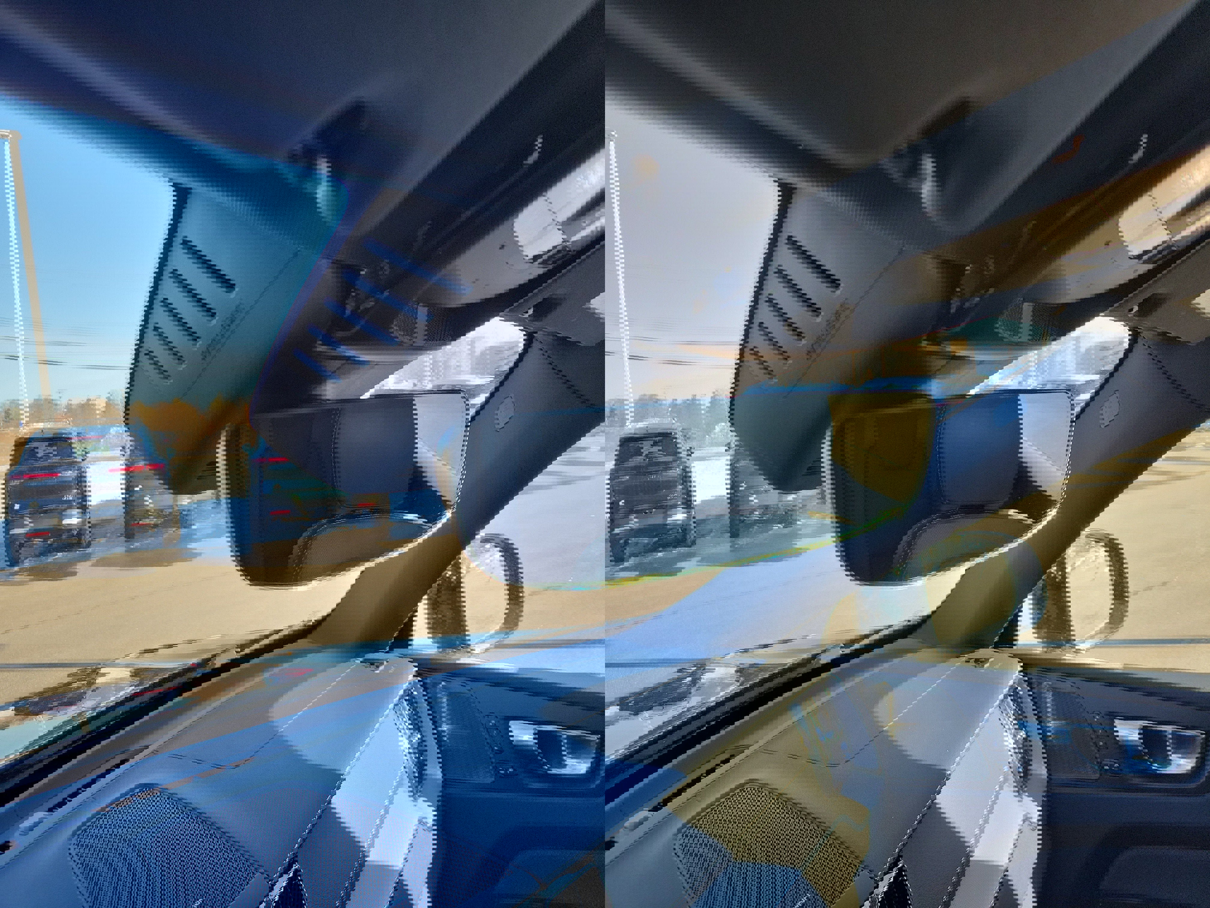 Used 2022 Volvo XC60 T8 R-Design w/ Advanced Package image 27