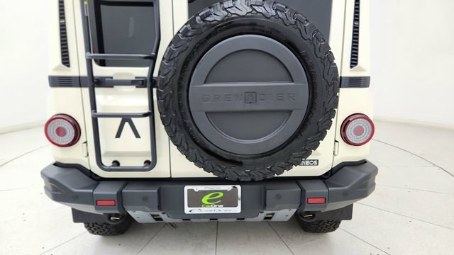 Used 2025 INEOS Grenadier AWD/4WD image 11