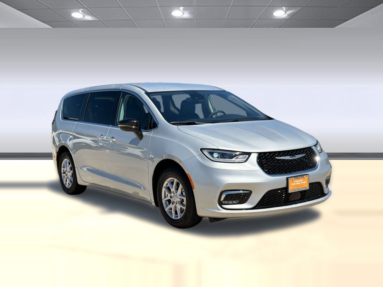 Certified 2024 Chrysler Pacifica Touring-L FWD image 7
