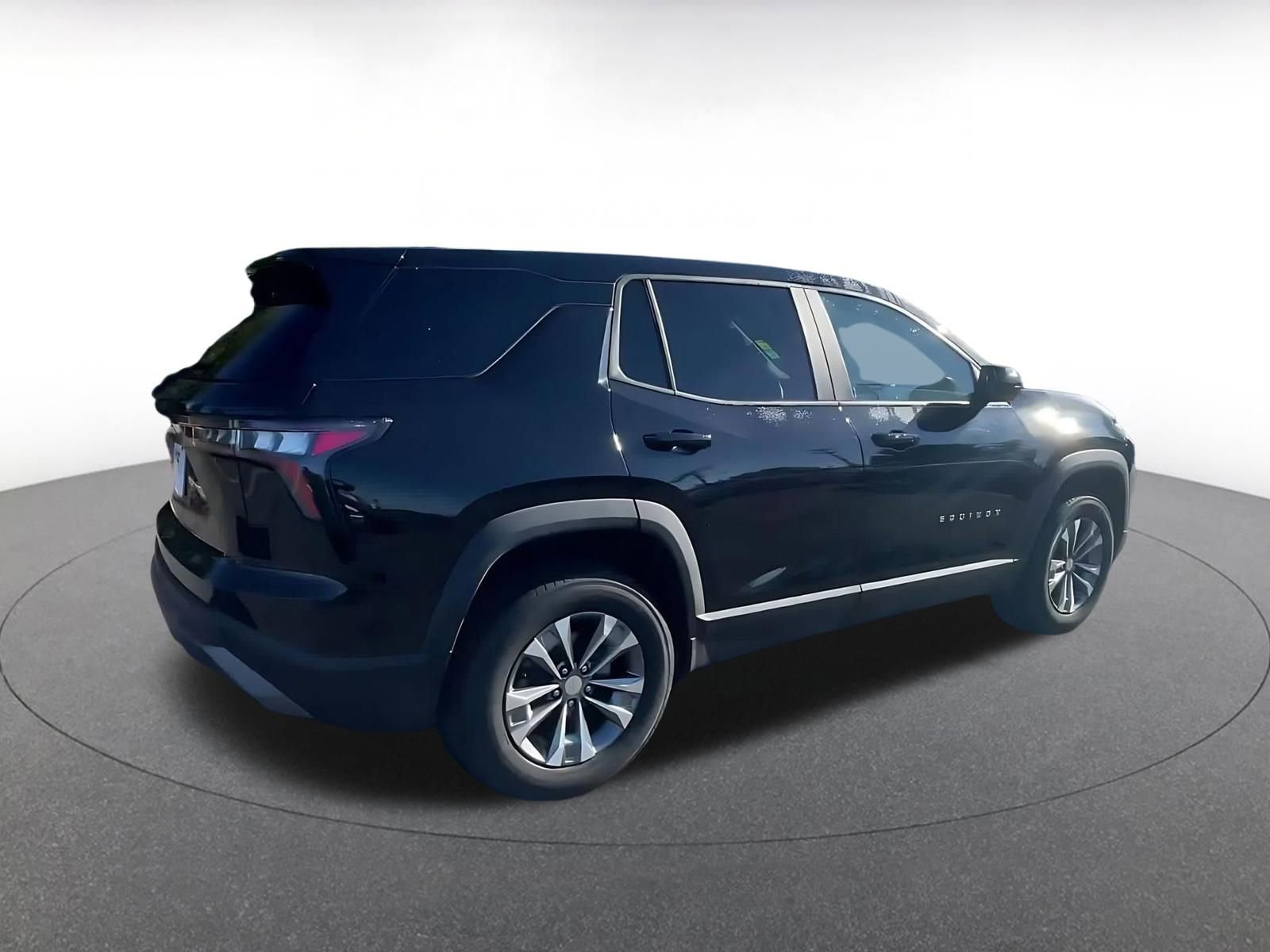 Used 2025 Chevrolet Equinox LT image 15