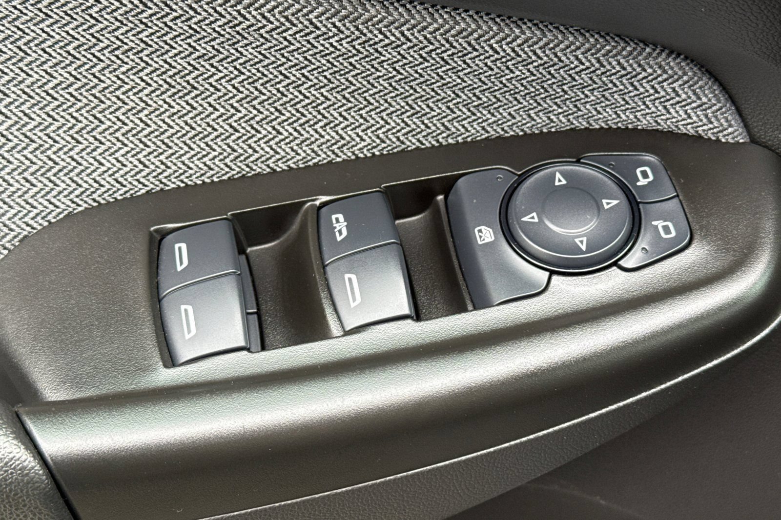 Used 2025 Chevrolet TrailBlazer LT AWD/4WD image 11