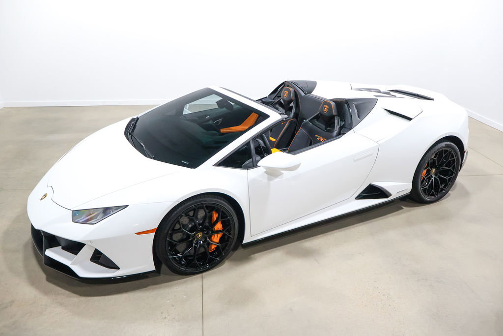 Used 2024 Lamborghini Huracan EVO image 10
