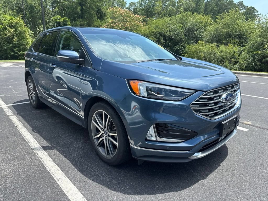 Used 2019 Ford Edge Titanium w/ Equipment Group 301A FWD image 5