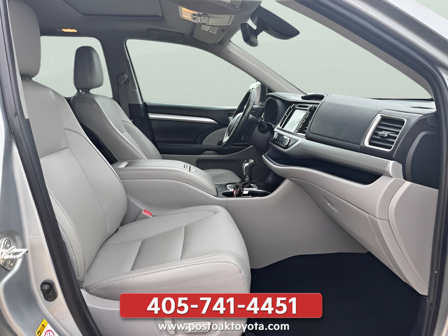 Used 2019 Toyota Highlander XLE w/ Protection Package #3 AWD/4WD image 18