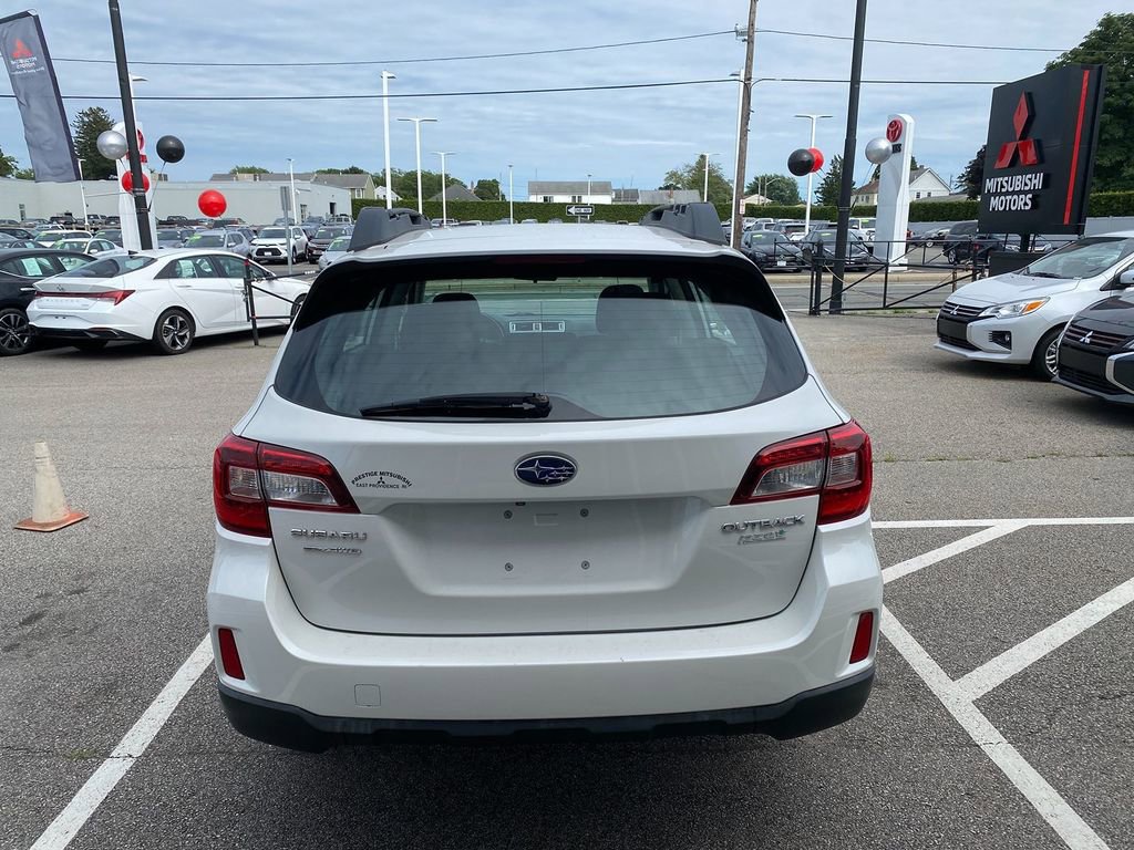 Used 2017 Subaru Outback 2.5i image 10
